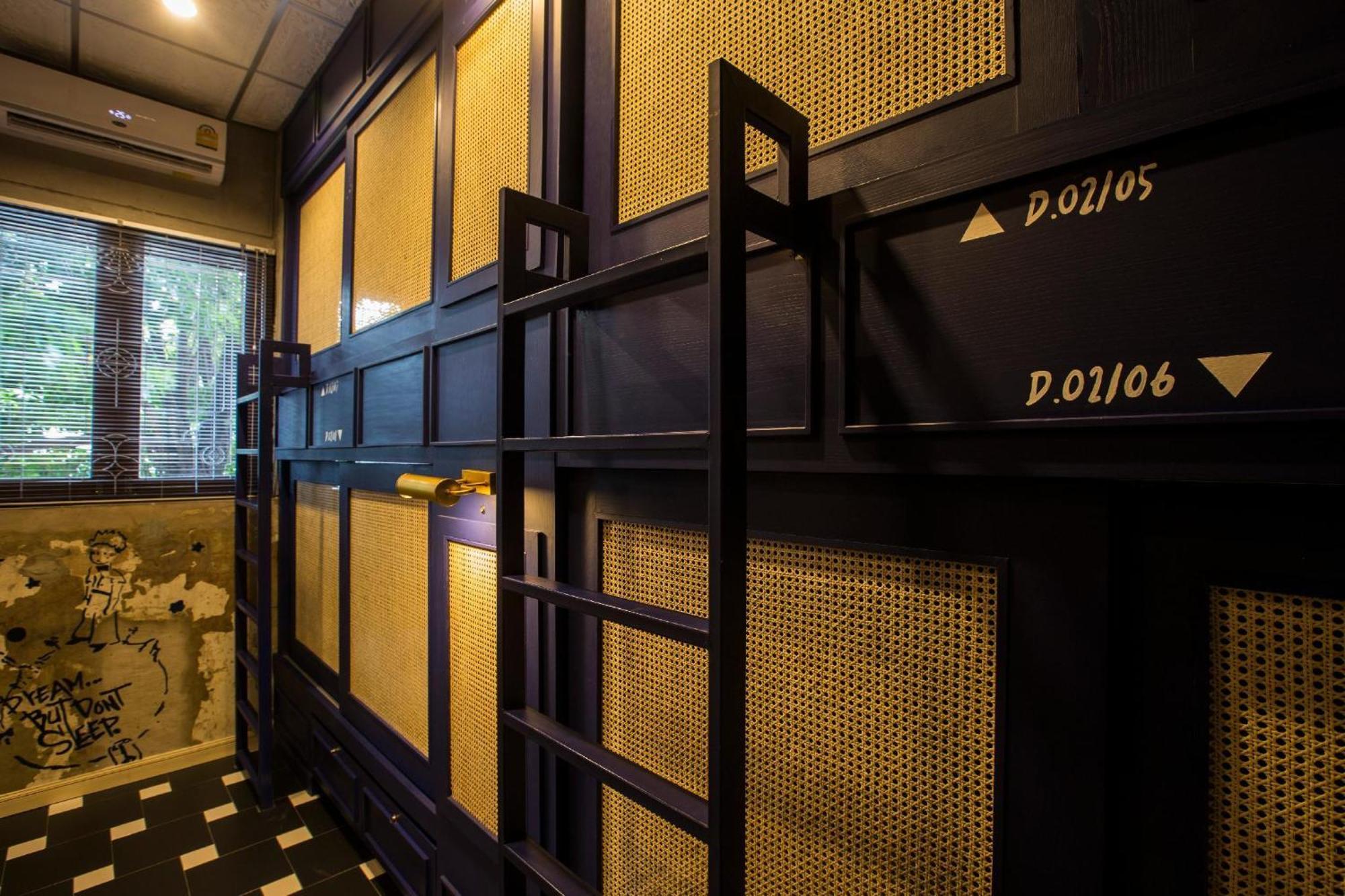 Azure Hostel Bangkok Kültér fotó